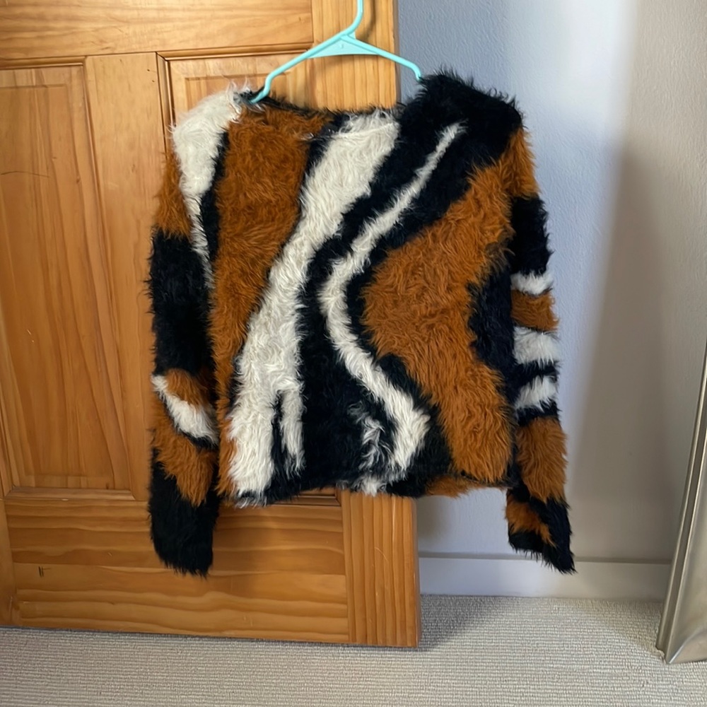 Top shop tiger sweater SOLD
